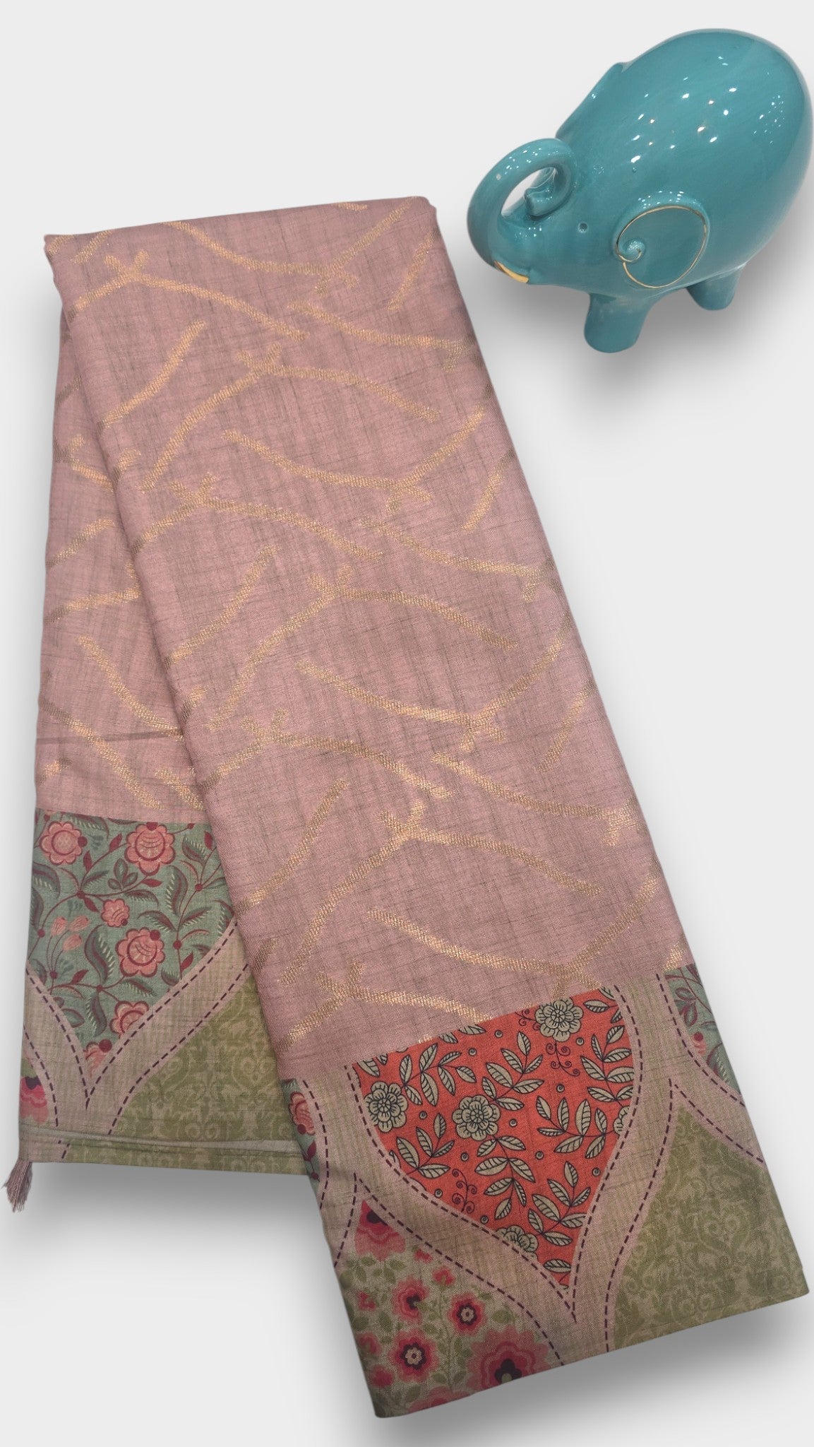 Onion Peach Raw Crape Tassar Silk Saree Geometric